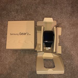 Samsung // Gear 2 Neo